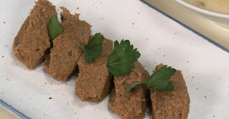 Паштет из куриных желудков и овощей