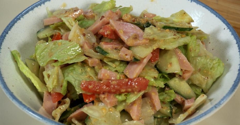 Салат с ветчиной в горчице